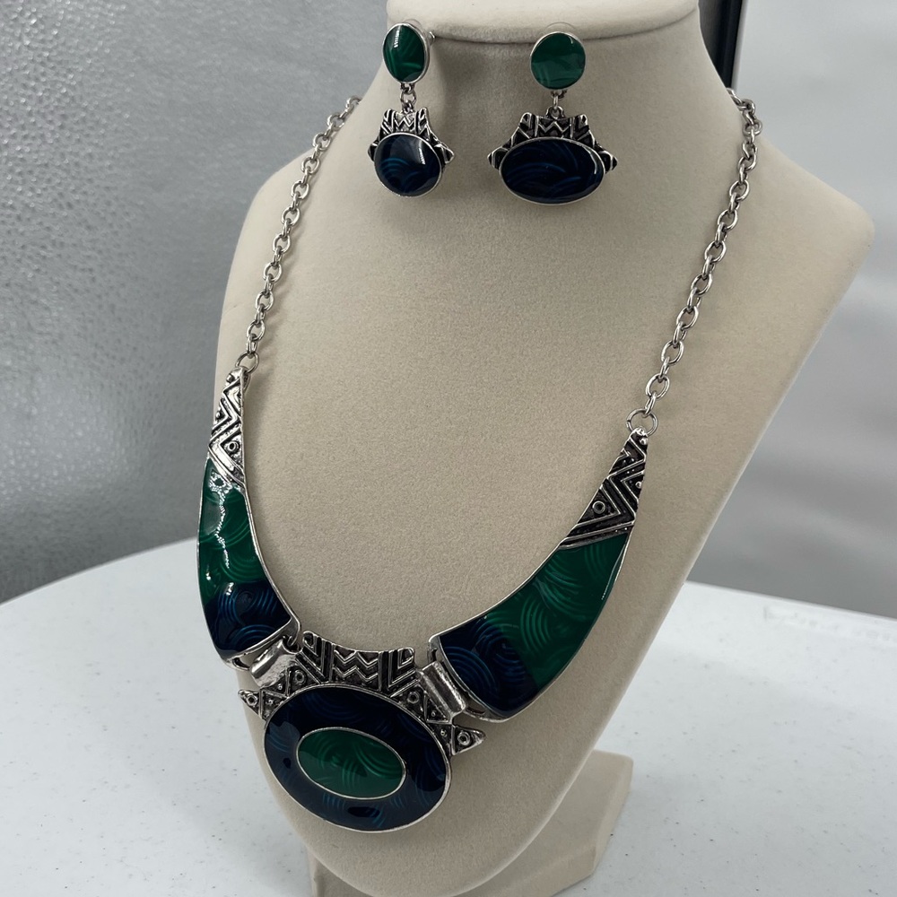 Thalia Sodi Bib Collate Statement Necklace Earring Set New Nwt Enamel Boho 30$